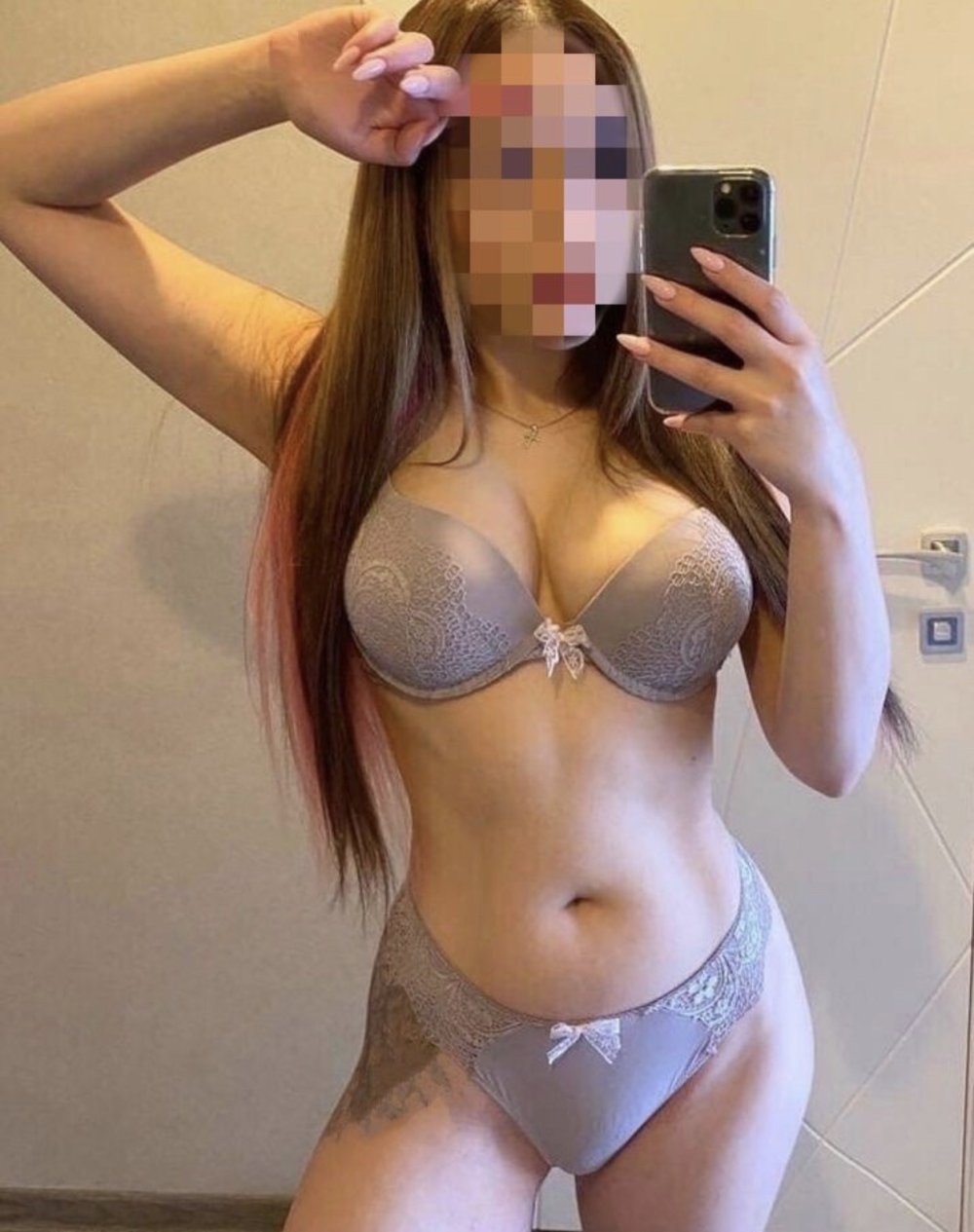 Tick Tokersh with big tits