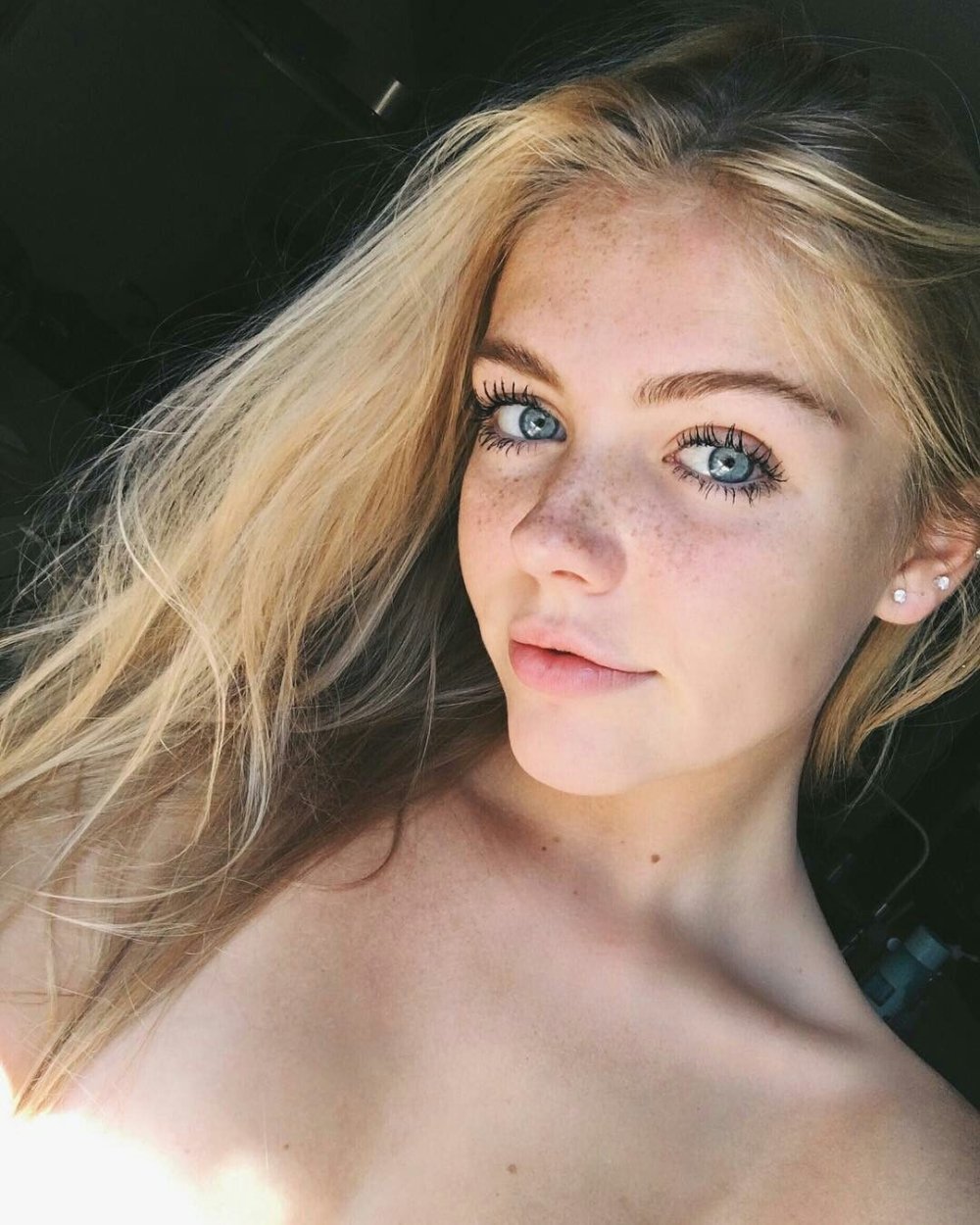 Annika Boron Calmbler