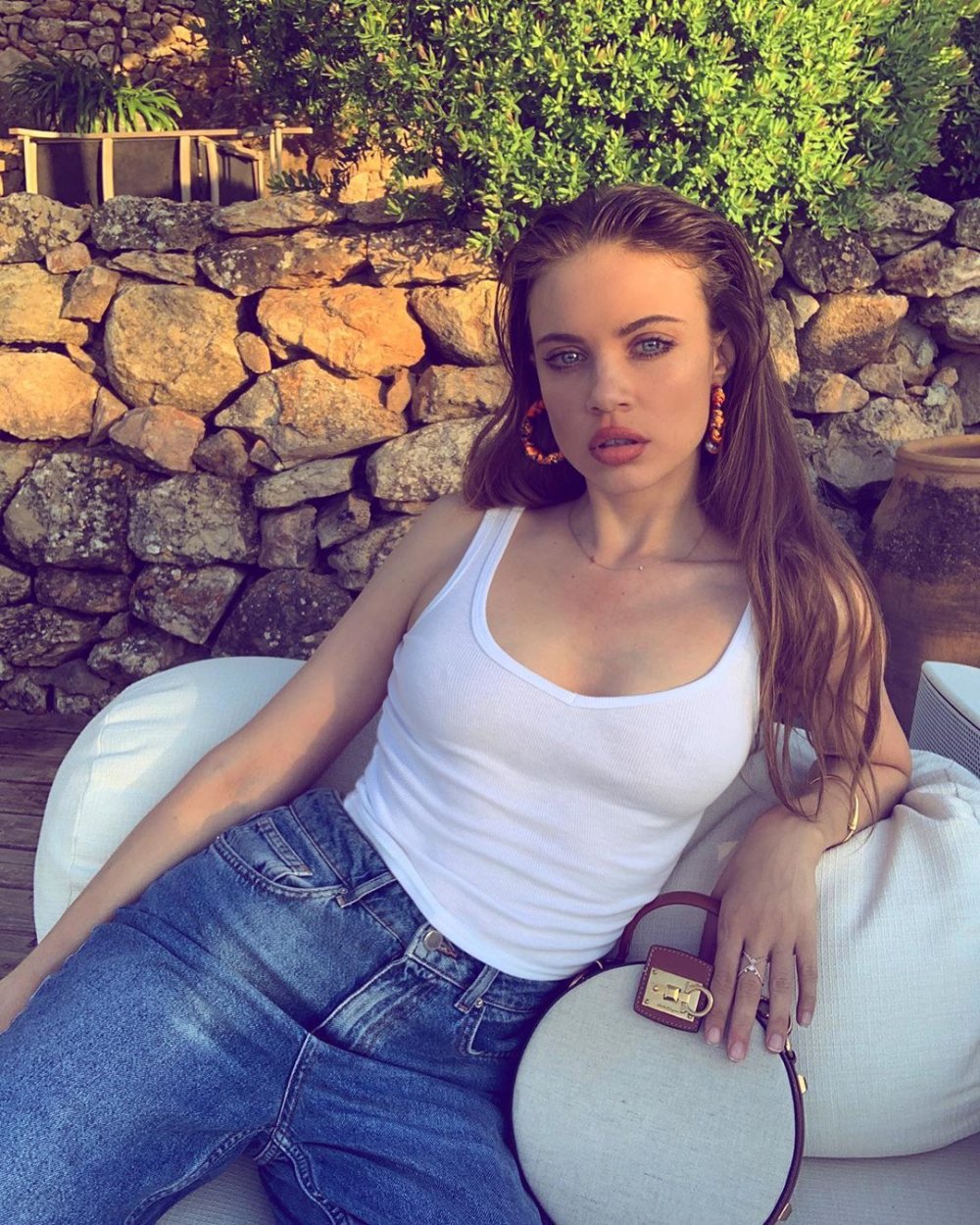 Xenia tchoumi Google