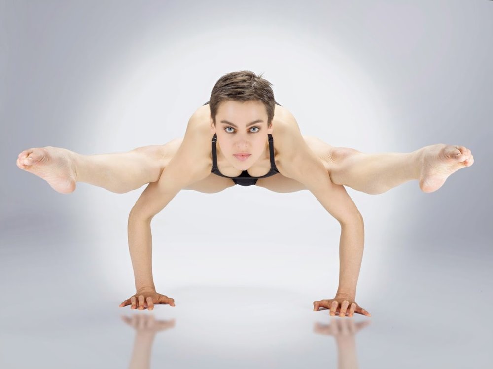 Balakhnina Tatyana Contortionist Nude