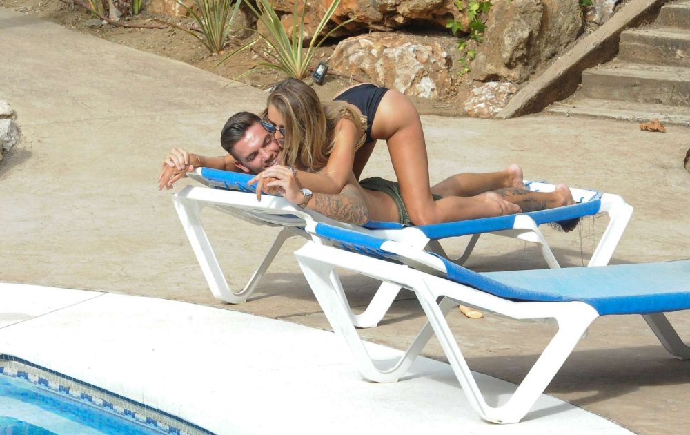 Georgia Harrison boys