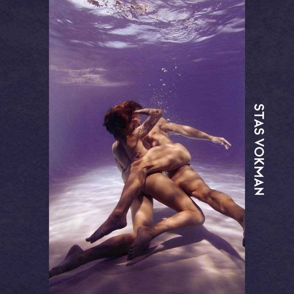 Photoshoot underwater