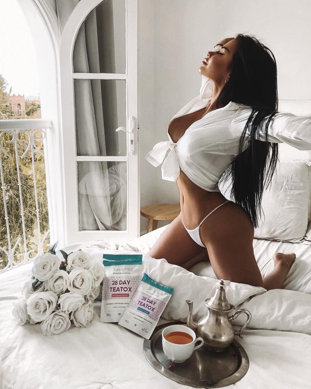 Adele Grisoni Naked Propes