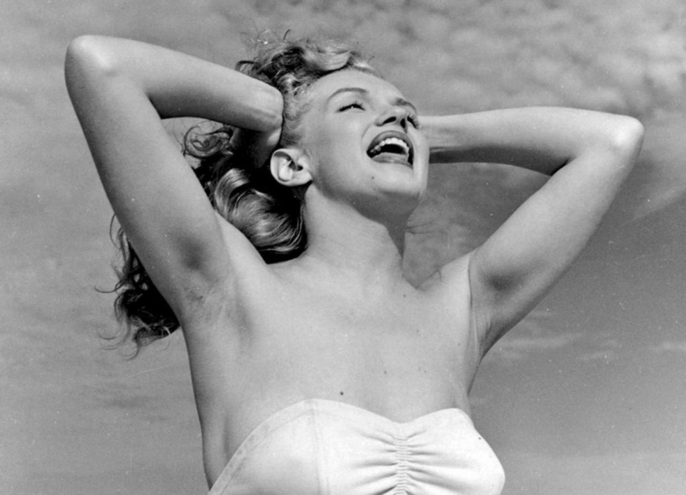 Marilyn Monroe Topless