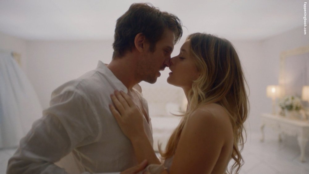 Rachel Paradise Keller Feet