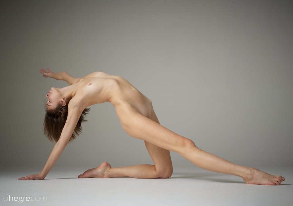 Hannah E: Rose at Hegre-Art, Hannah E at Met-Art