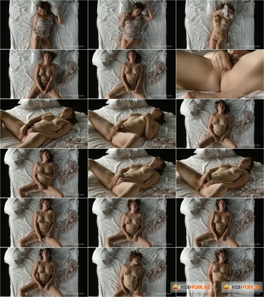 Group female masturbation iFeelMyself