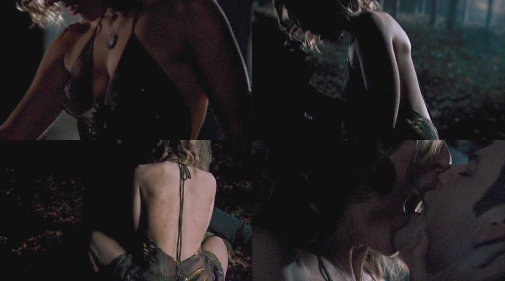 Gillian Anderson Paparazzi