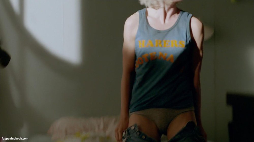 Mackenzie Davis Terminator Nude