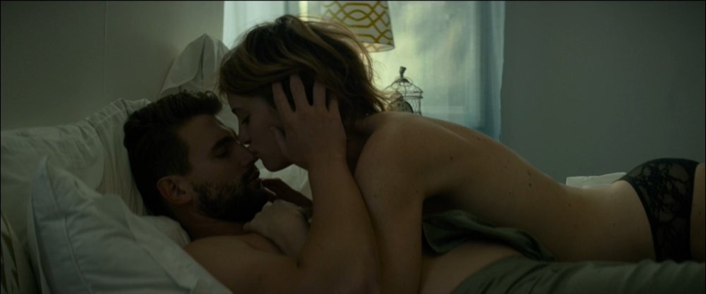 Mackenzie Davis Naked in Cinema