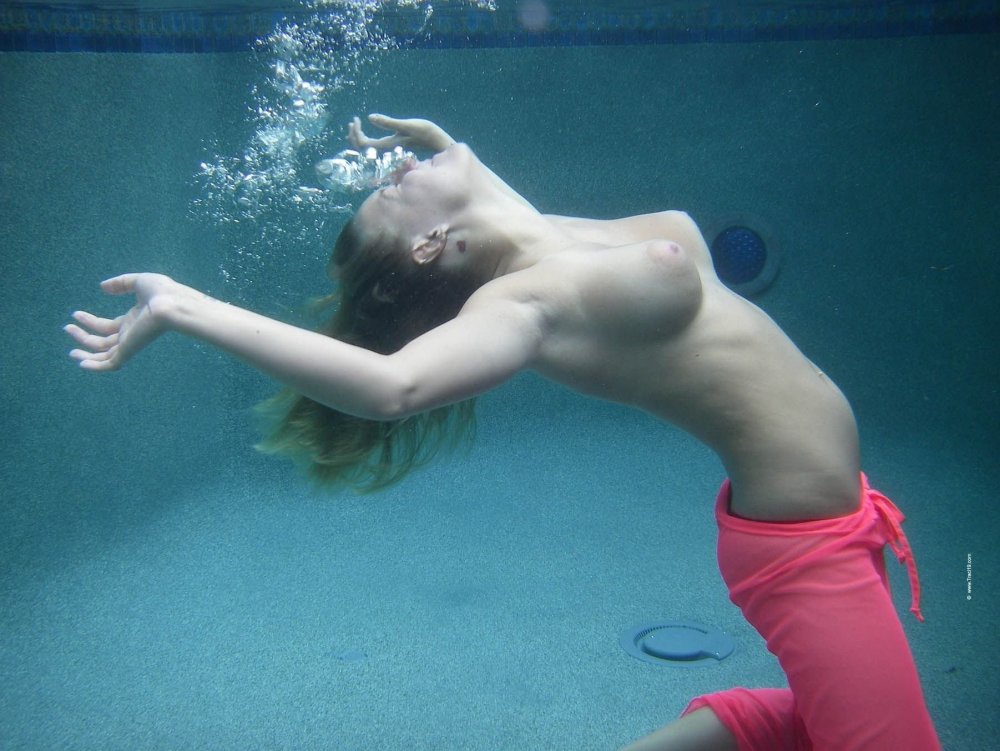 Topless under water