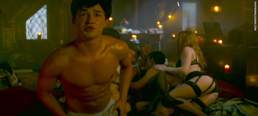 Cowen Abigail f. Cowen Nude