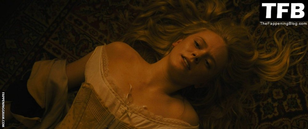 Great series with El Fanning