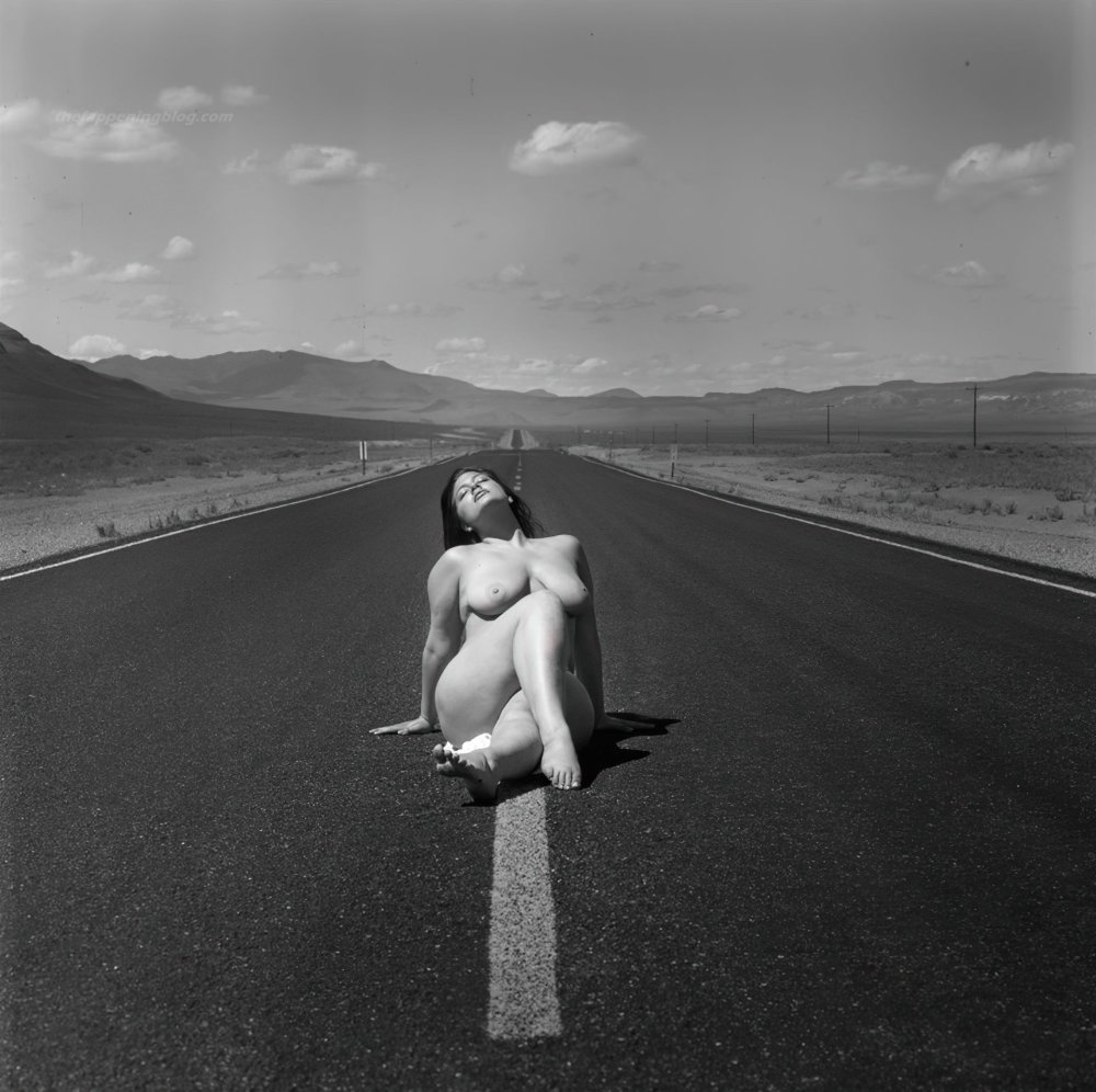 Ashley Graham Leaked