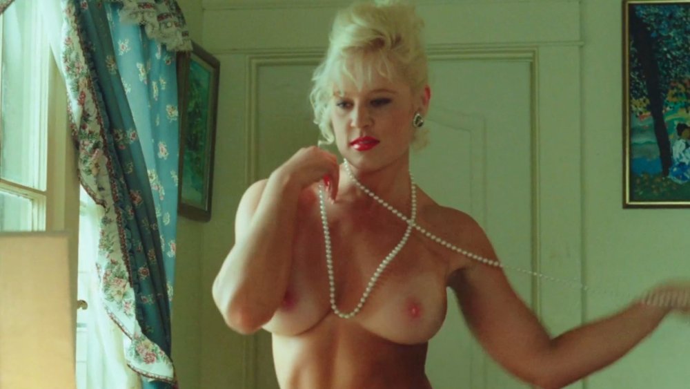 Delia Sheppard photo topless