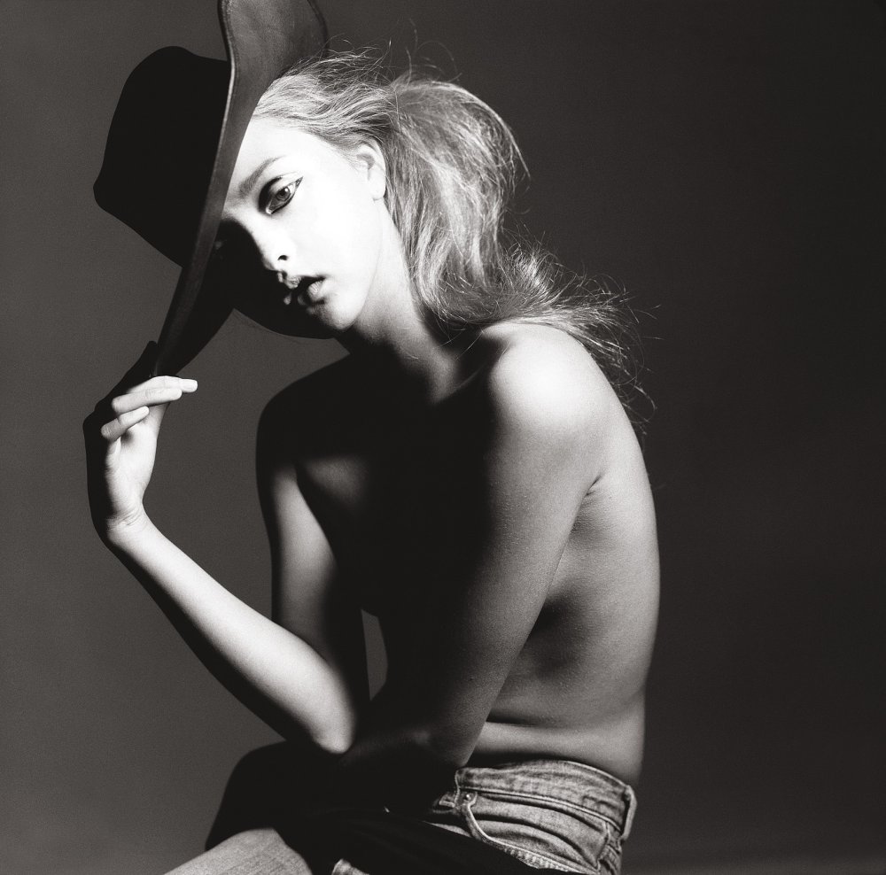 Devon Aoki hot photos nude