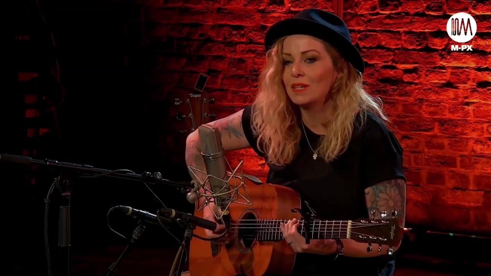 Anneke Van Girsbergen and Marseille Bovio