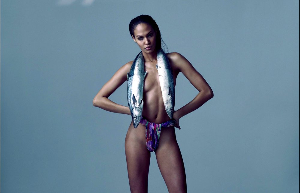 Joan Smalls hot nude