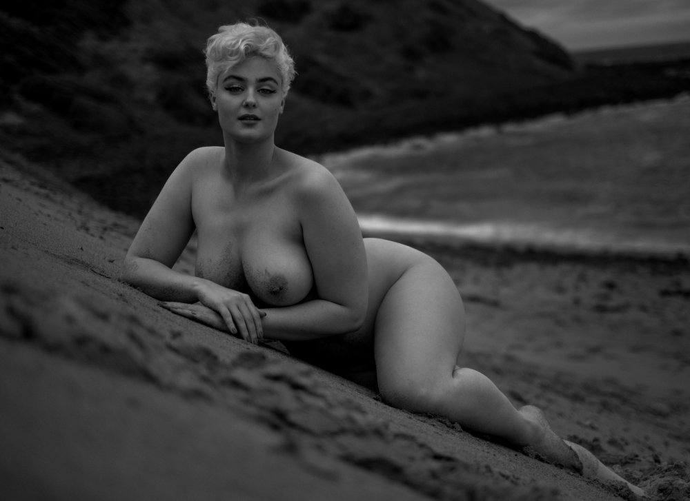 Stefania Ferrario 2018 Nude