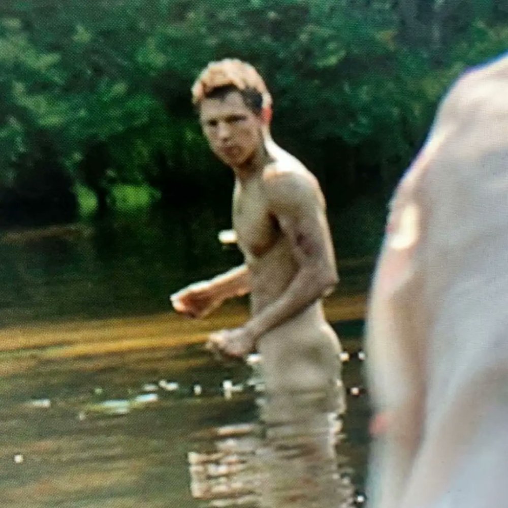 Tom Holland is completely naked