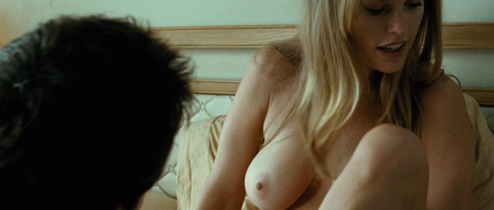 Tits Alice Iv Startrek