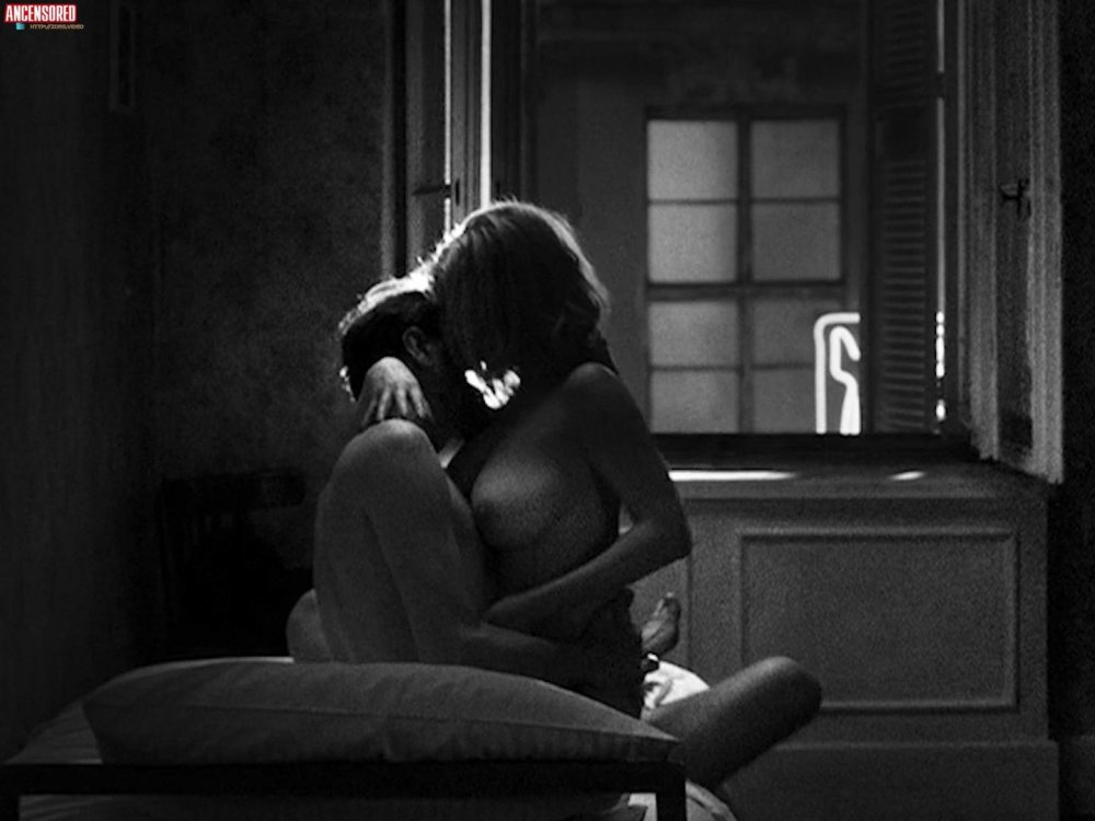 Joanna Kaczynsk is naked