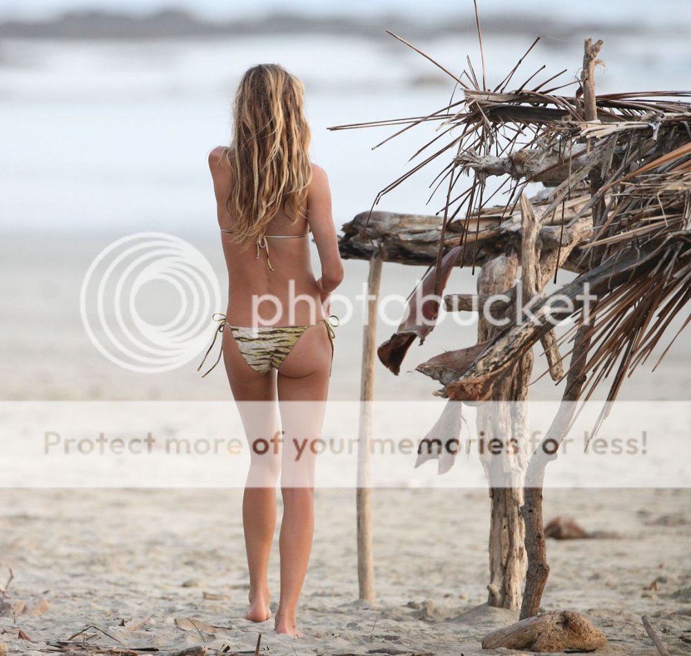 Giselle Bundhen Years Toples