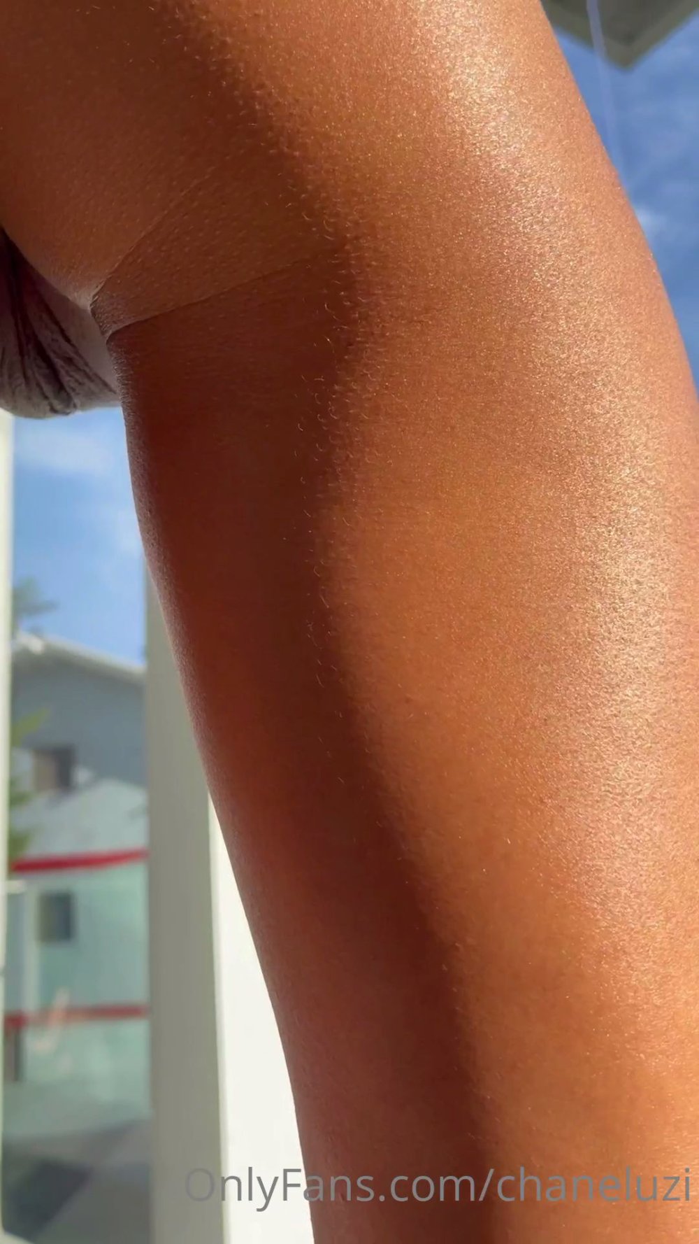 Beautiful tanned legs