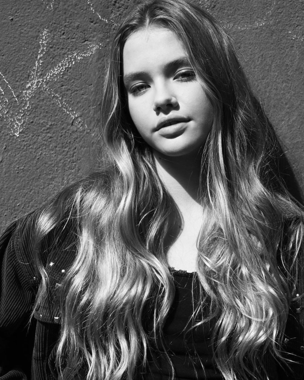 Laura Niemas Model Selfie