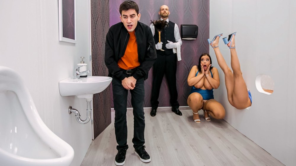 Sofia Lee & Josephine Jackson & Jordi El Nino Polla - GloryHoles Gone Wild Brazzers