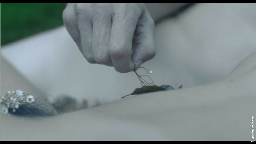 Jody Comer Bed Scene