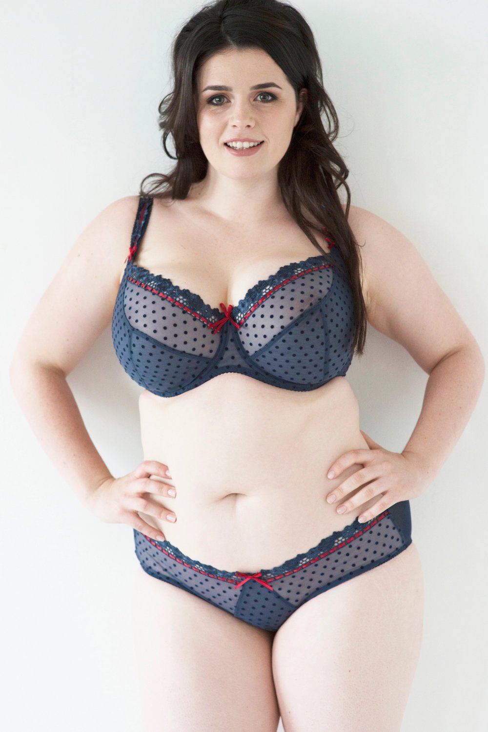 Pyshka Curvy Kate without clothes