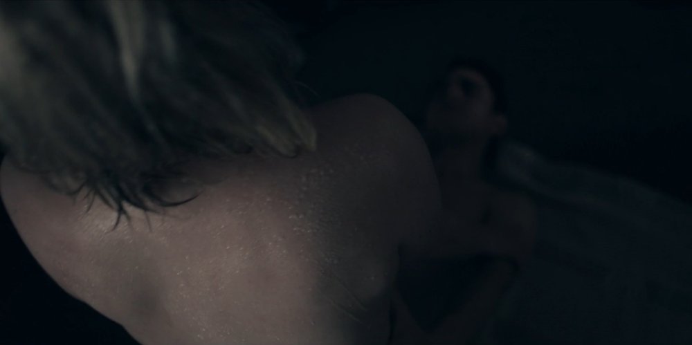 Elizabeth Moss naked in the cinema