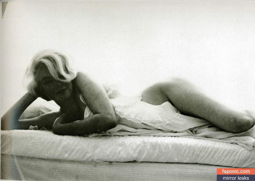 Marilyn Monroe Intimate photos