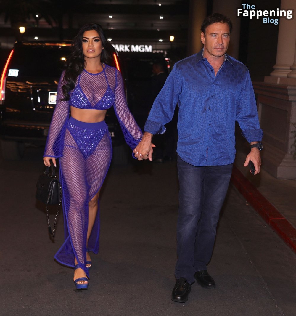 Kim Kardashian Selena Kintanilla