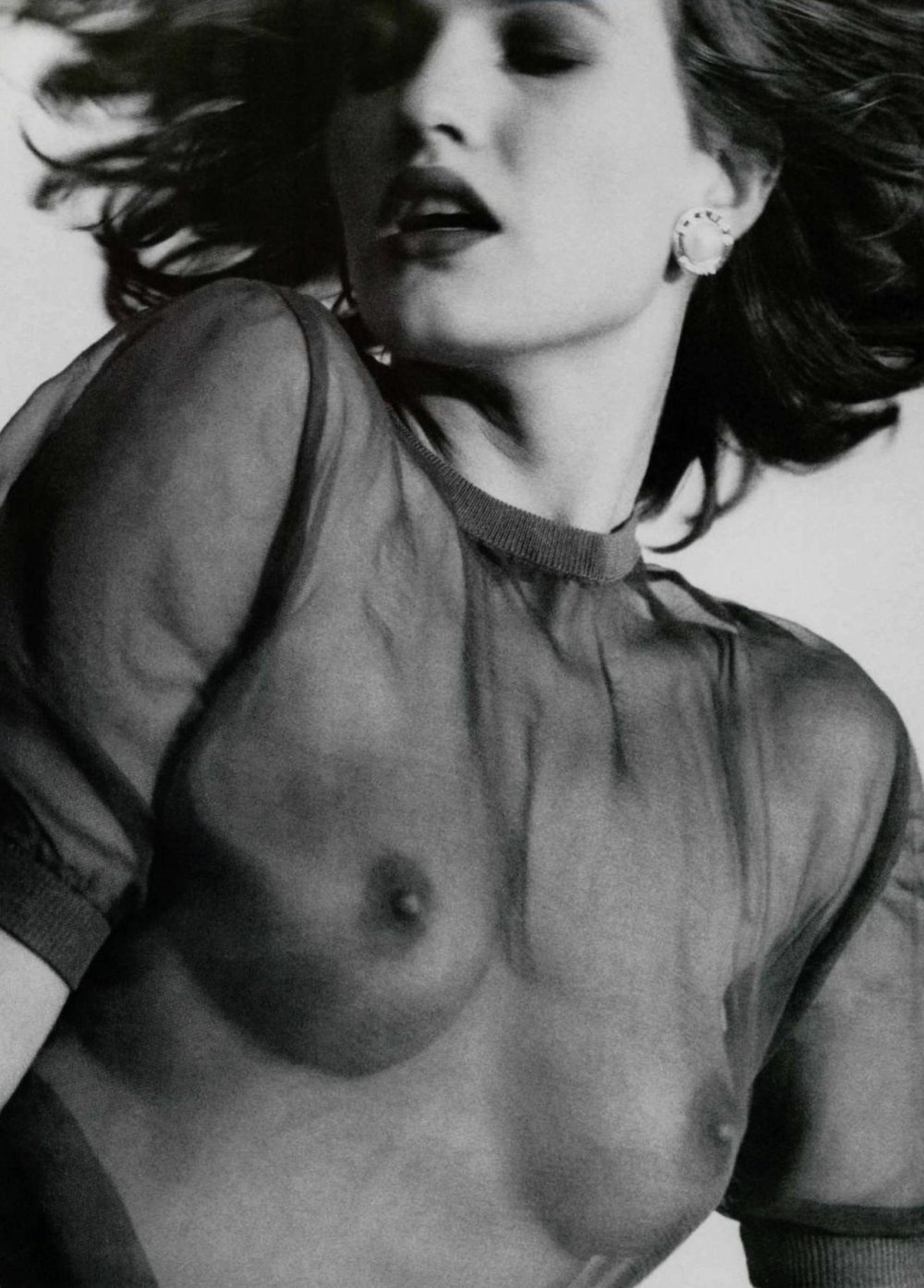 Linda Evandzelist is naked