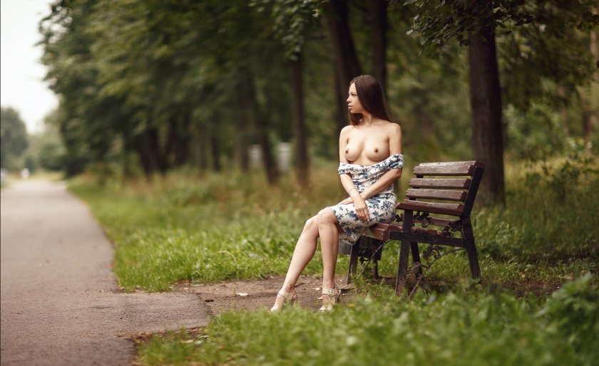 Girls on the yacht are ready