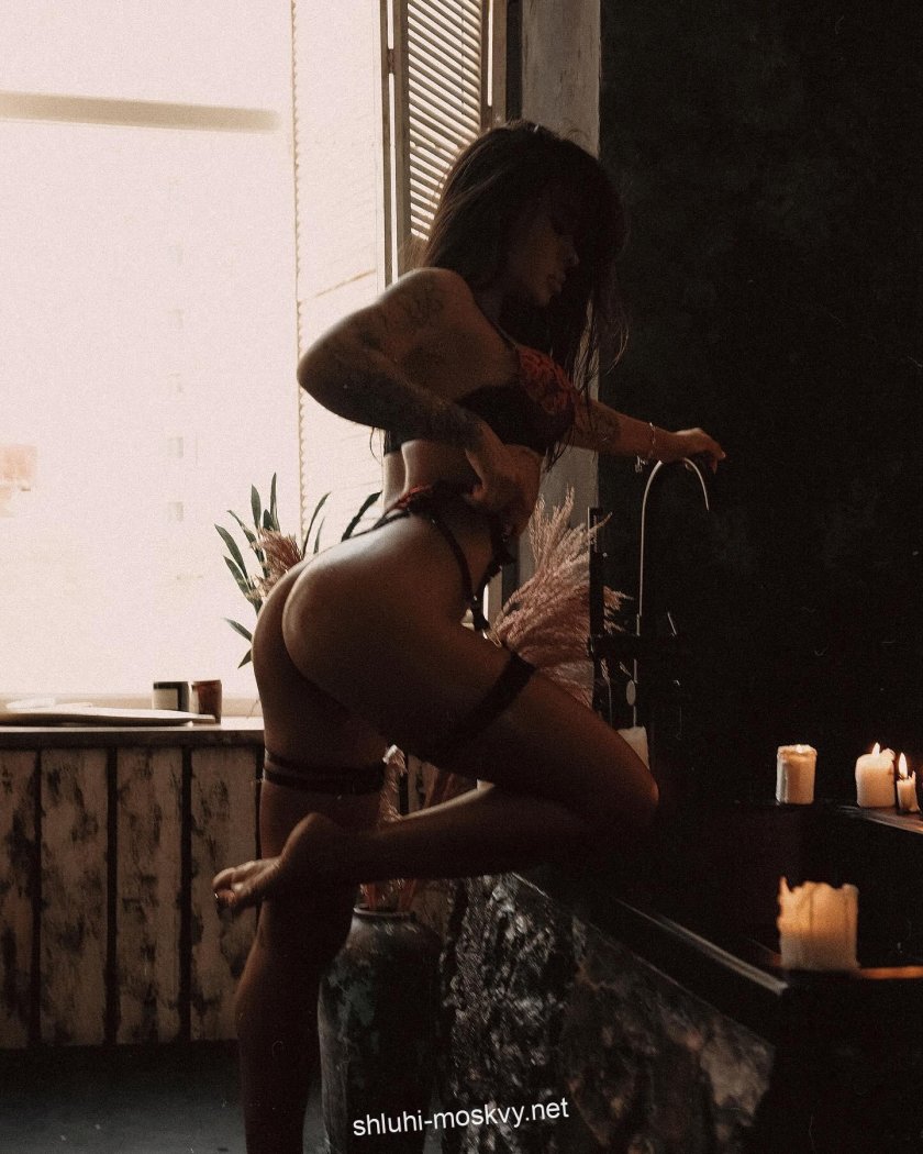 Sammy Brady naked breasts