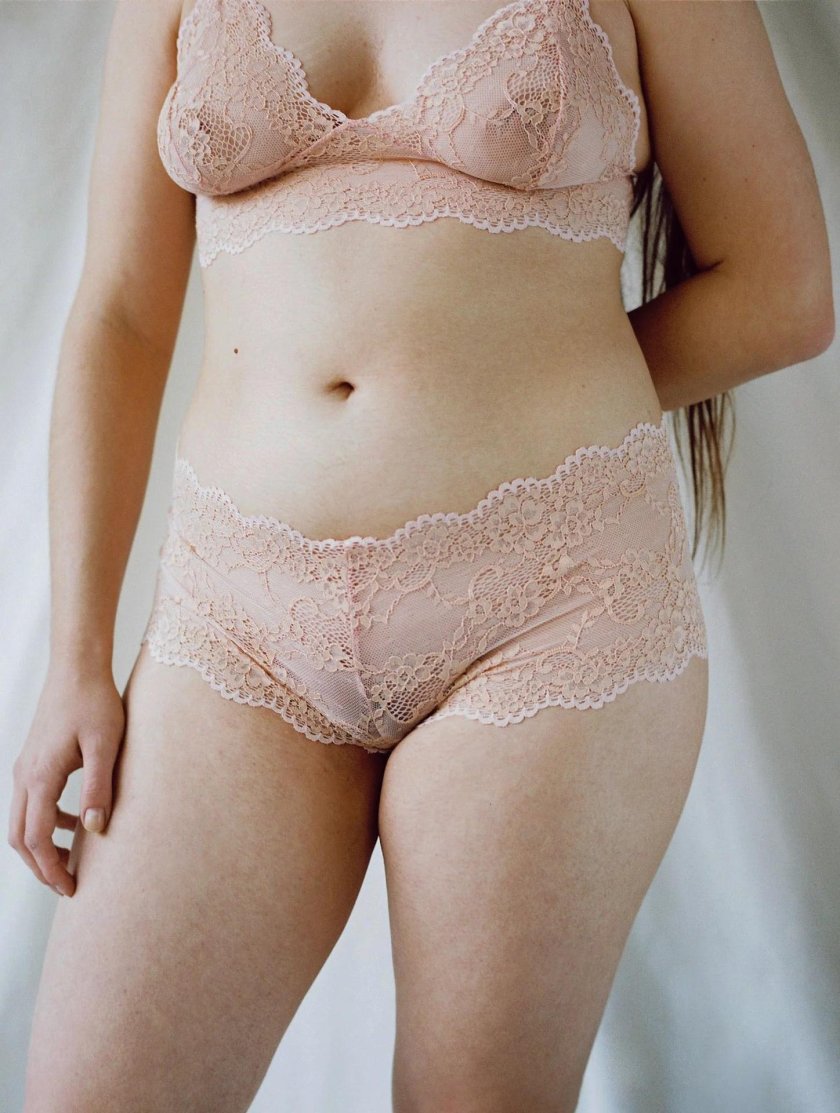 Cowards thong women lace