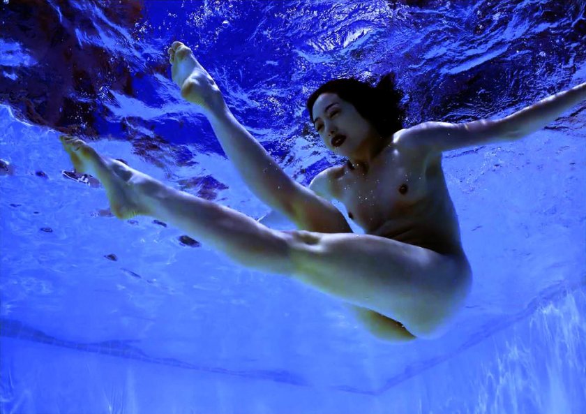 Beautiful girls under water