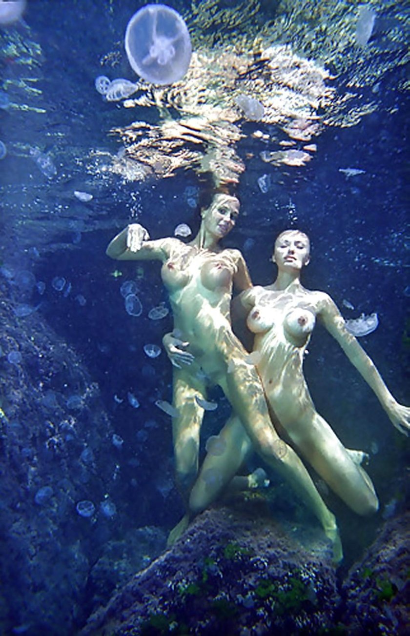 Nude Underwater