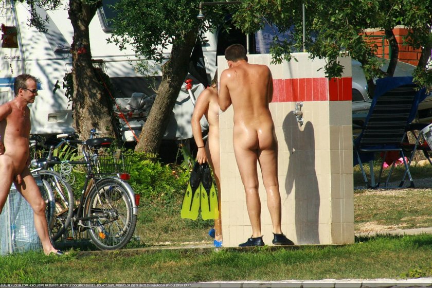 On the beach is naked