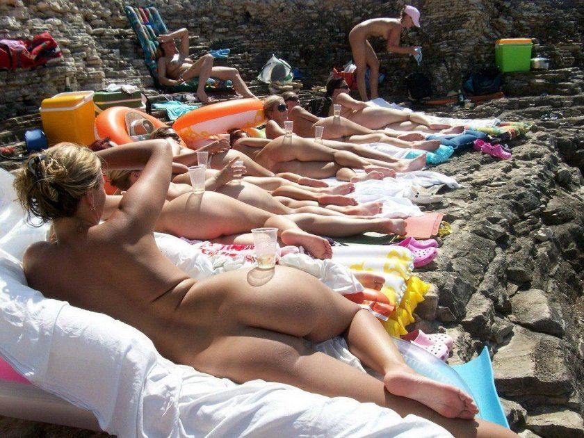 Nudists are beautiful