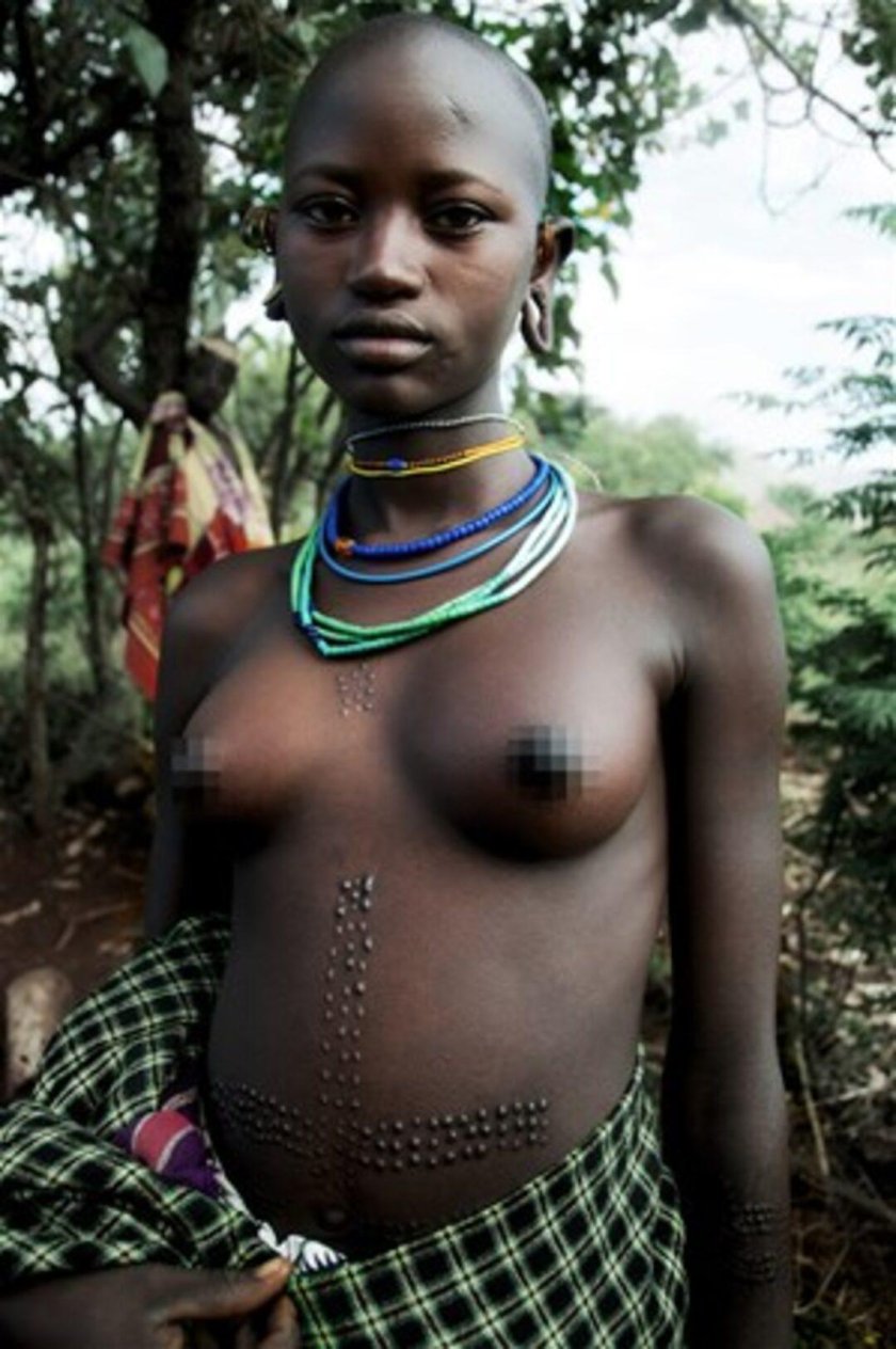 African tribes of women