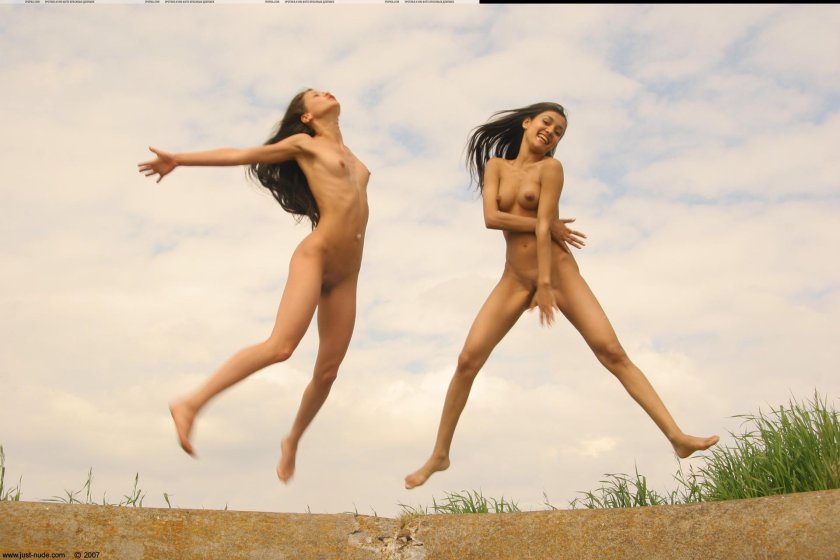 Naked girls are fooling around