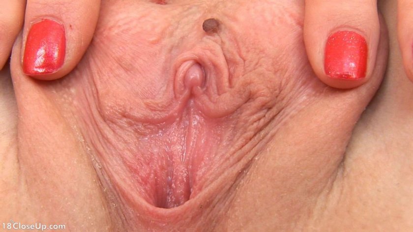 Little clitoris porn