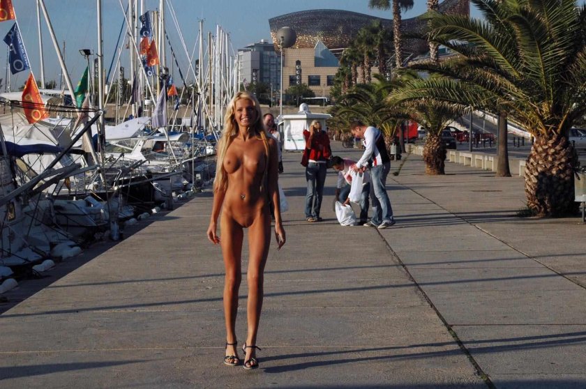 Naked Maria in Barcelona