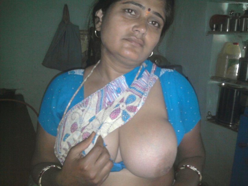Big Boobs Aunty