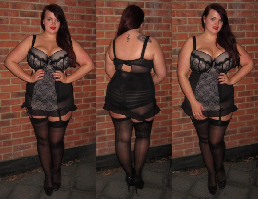 Plus Size Georgina Horn in stockings