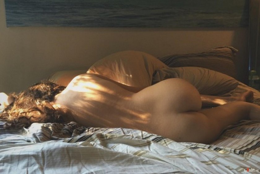 Sleeping naked girls